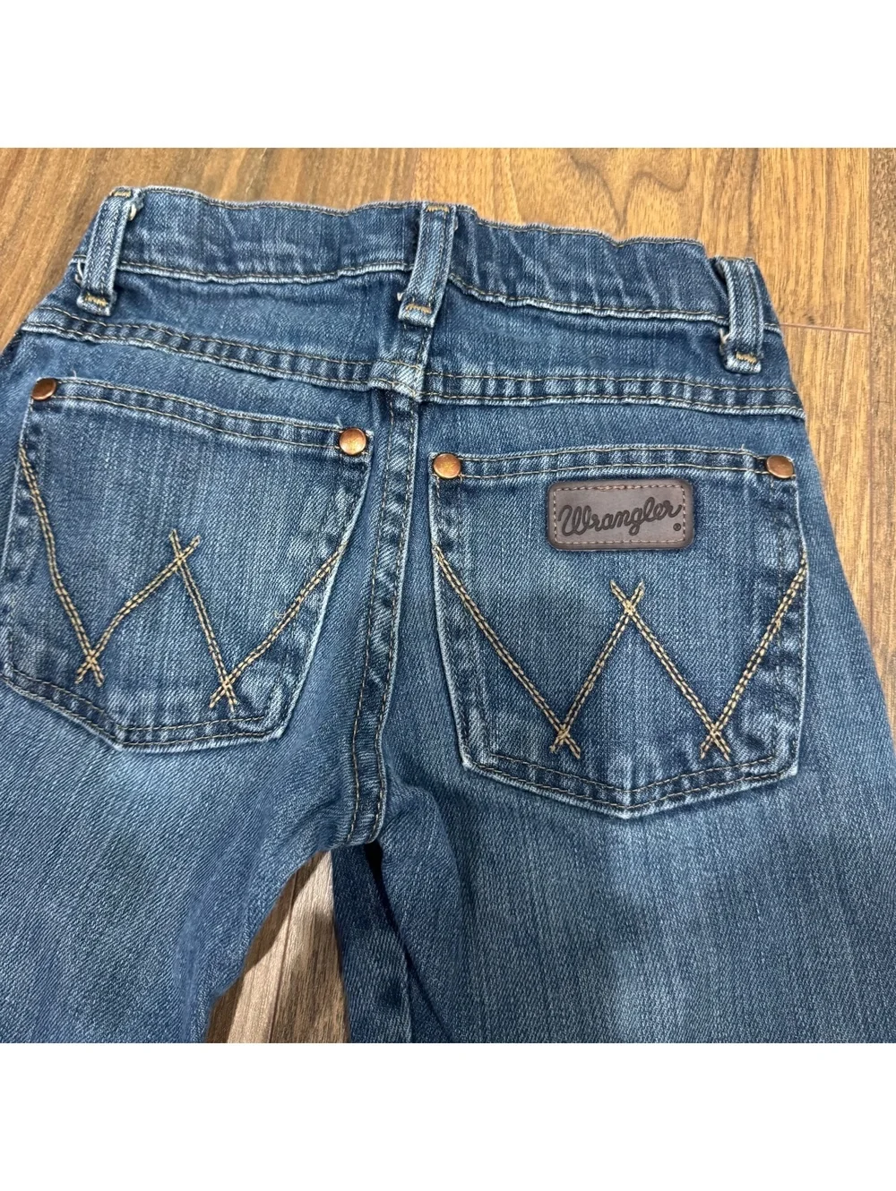 Wrangler Retro Boys 8 Slim Relaxed Boot Cut Jeans Medium Wash Adjustable Waist
